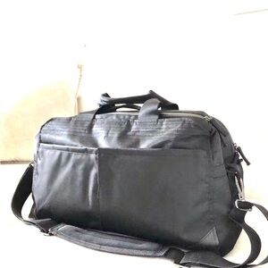 Pakt One v1 Travel Duffel Bag 35L Black